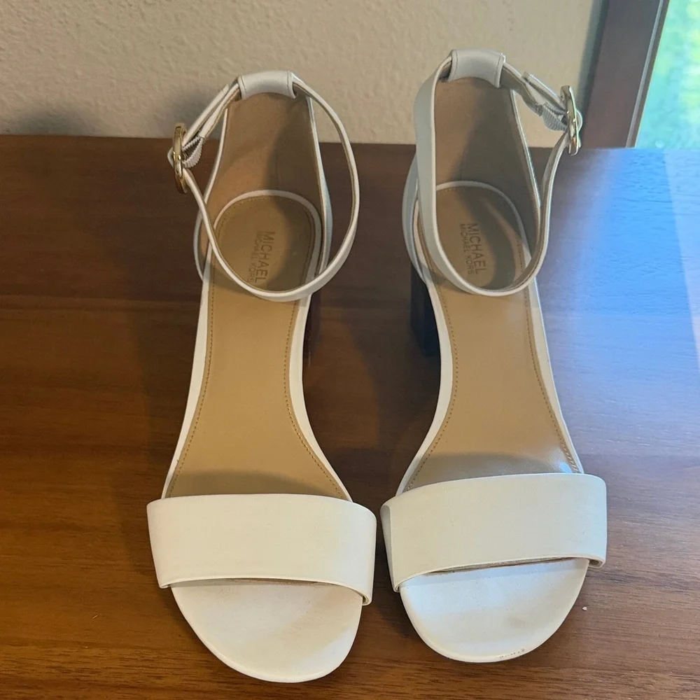 Michael Kors White Women's Heels - Picture 1 of 3